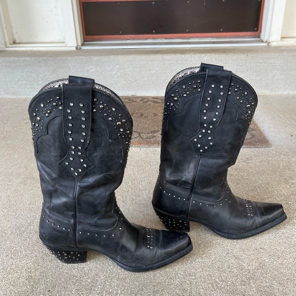 Ariat Black Studded Western Boots - Picture 1 of 5
